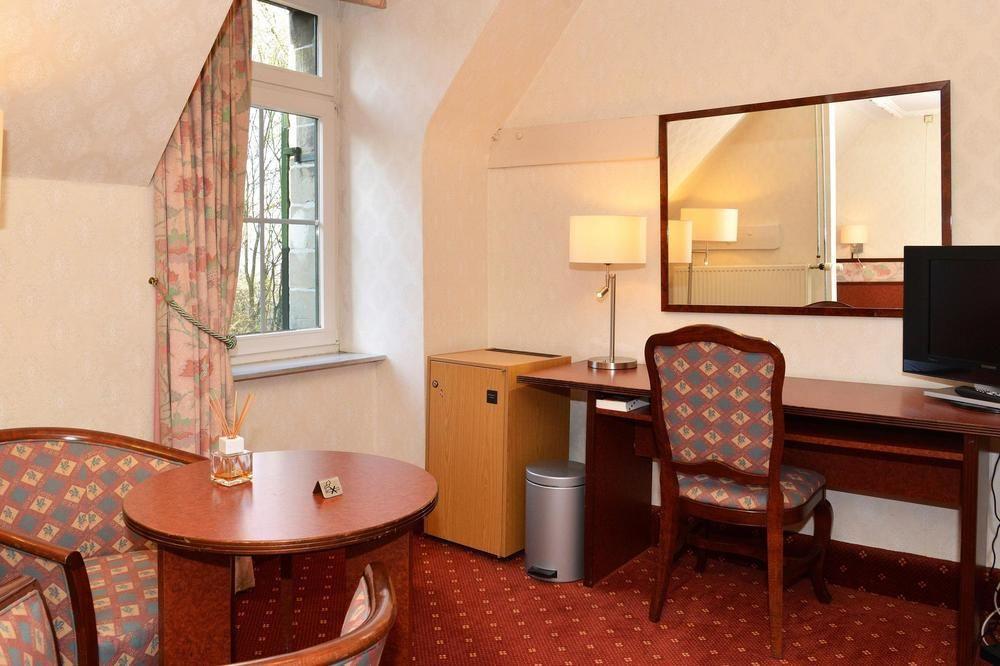 Hotel Kasteel Geulzicht Maastricht Bagian luar foto