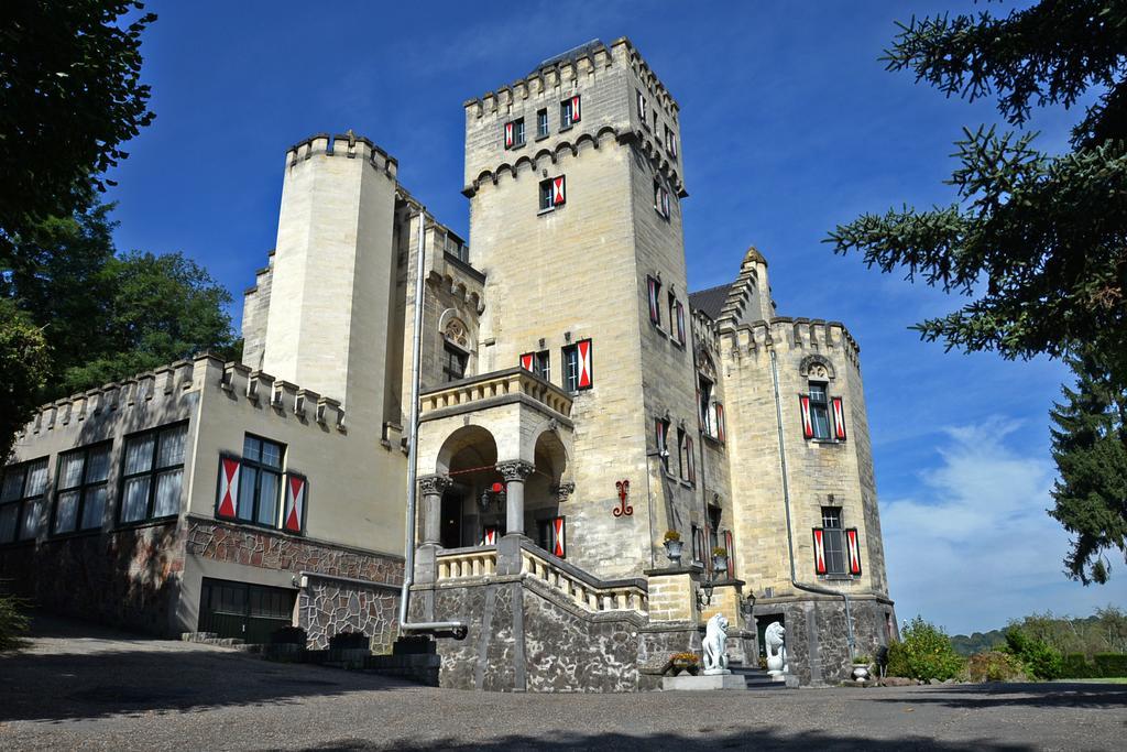 Hotel Kasteel Geulzicht Maastricht Bagian luar foto
