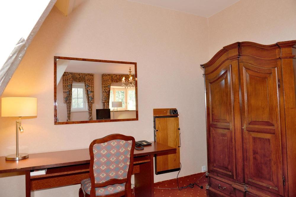 Hotel Kasteel Geulzicht Maastricht Bagian luar foto
