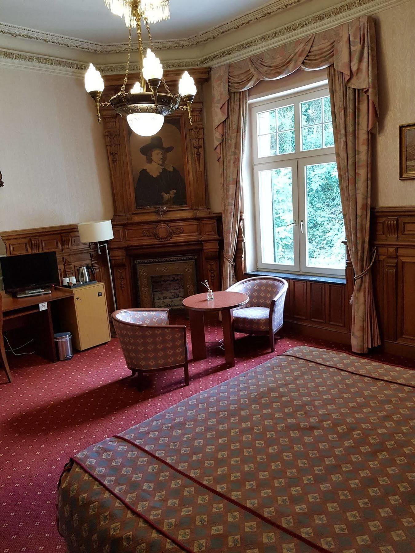 Hotel Kasteel Geulzicht Maastricht Bagian luar foto