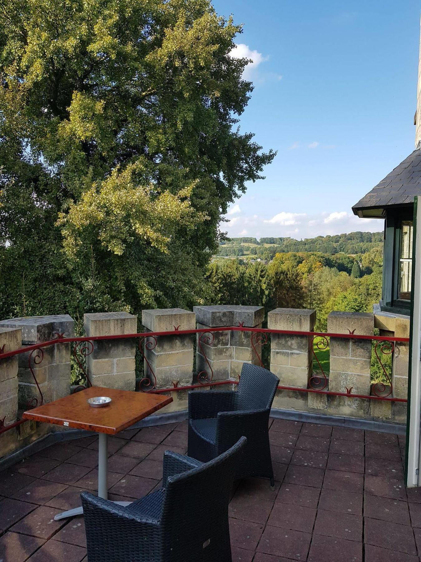 Hotel Kasteel Geulzicht Maastricht Bagian luar foto